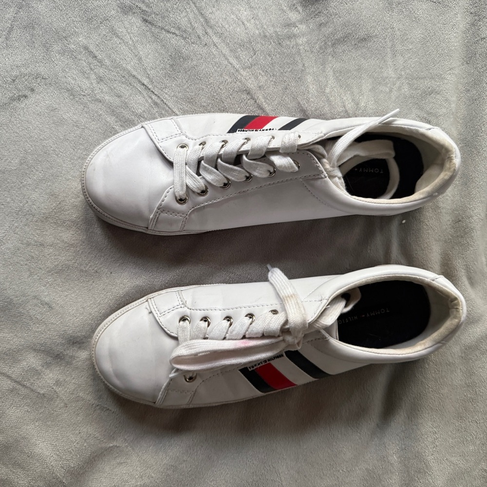 Tommy Hilfiger White Sneakers
